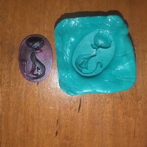 Small Round Cameo Cat Mold / Jewelry Making For Resin / Polymer Clay